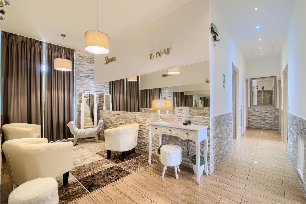 Domus Pietro Inn Roma Ngoại thất bức ảnh