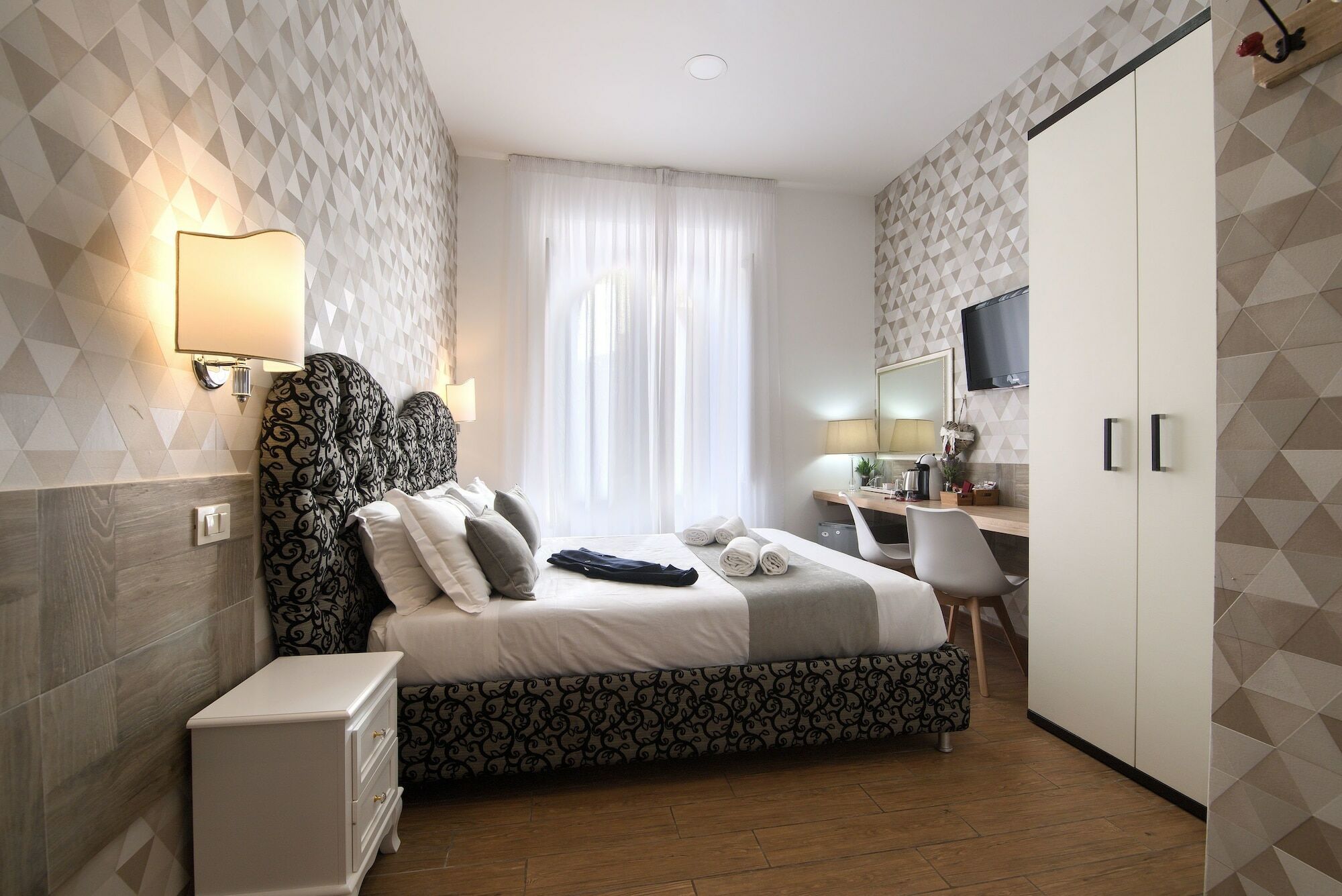 Domus Pietro Inn Roma Ngoại thất bức ảnh